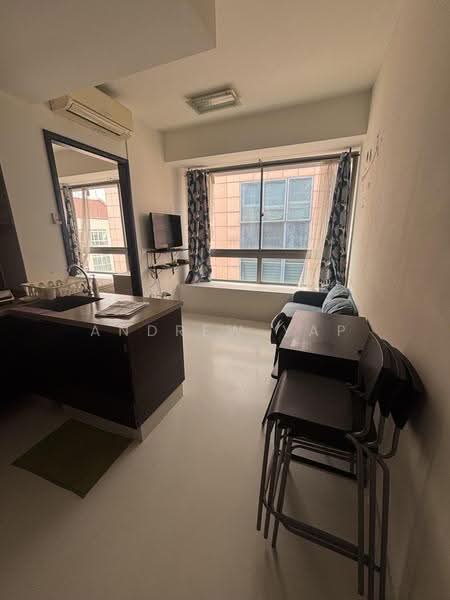 Kembangan Suites, 16 Jalan Masjid, Eunos / Geylang / Paya Lebar, 1 Bedroom, 344 sqft, Condominium For Rent, by Andrew Yap, 500280791 - Living Room - PropertyGuru.com.sg