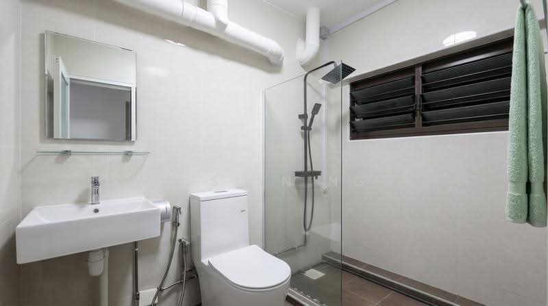 366 Corporation Drive, 366 Corporation Drive, Boon Lay / Jurong / Tuas, 4 Bedrooms, 1,313 sqft, HDB Flat For Sale, by Jeslyn Ng, 500280794 - Bathroom - PropertyGuru.com.sg