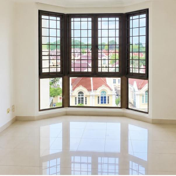 Parkview Apartments, 1 Bukit Batok Street 25, Dairy Farm / Bukit Panjang / Choa Chu Kang, 3 Bedrooms, 1,119 sqft, Apartment For Sale, by May Lee, 500280800 - View - PropertyGuru.com.sg