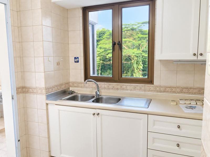 Parkview Apartments, 1 Bukit Batok Street 25, Dairy Farm / Bukit Panjang / Choa Chu Kang, 3 Bedrooms, 1,119 sqft, Apartment For Sale, by May Lee, 500280800 - Kitchen - PropertyGuru.com.sg