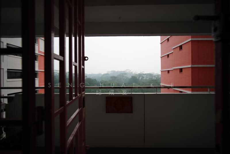 484D Choa Chu Kang Avenue 5, 484D Choa Chu Kang Avenue 5, Dairy Farm / Bukit Panjang / Choa Chu Kang, 3 Bedrooms, 1,087 sqft, HDB Flat For Sale, by Seng Huat Kee 纪成发, 500280817 - View from Living Room - PropertyGuru.com.sg