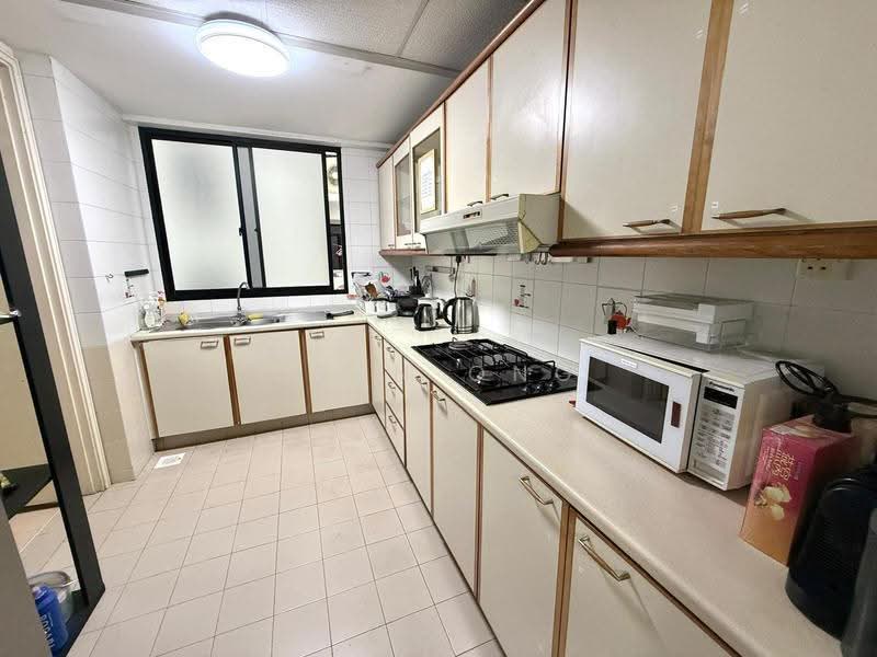 Central Green, 9 Jalan Membina, Alexandra / Commonwealth, Room Rental, 180 sqft, Condominium For Rent, by Sean Ong, 500280820 - Kitchen - PropertyGuru.com.sg