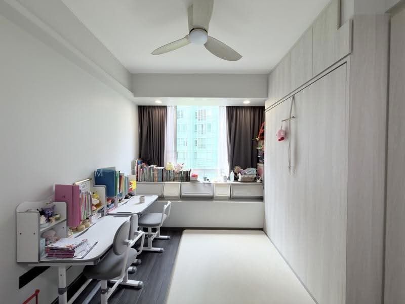 Cairnhill Residences, 33 Cairnhill Circle, Orchard / River Valley, 3 Bedrooms, 1,173 sqft, Apartment For Sale, by Michelle Tan, 500280831 - Bedroom 3 - PropertyGuru.com.sg