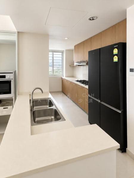 La Casa, 64 Woodlands Drive 16, Admiralty / Woodlands, 2 Bedrooms, 904 sqft, Condominium For Sale, by Heinrich Tan (陈少洪), 500280835 - Kitchen - PropertyGuru.com.sg