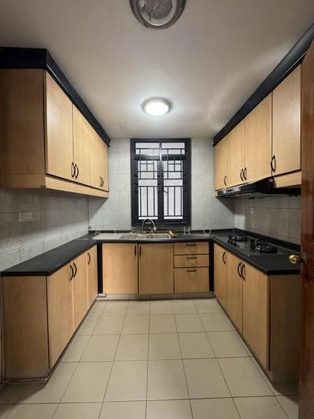 Regent Heights, 50 Bukit Batok East Avenue 5, Dairy Farm / Bukit Panjang / Choa Chu Kang, 3 Bedrooms, 1,163 sqft, Condominium For Sale, by Alex Ho, 500280839 - Kitchen - PropertyGuru.com.sg