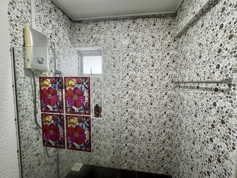 122 Bukit Batok Central, 122 Bukit Batok Central, Dairy Farm / Bukit Panjang / Choa Chu Kang, 4 Bedrooms, 1,593 sqft, HDB Flat For Sale, by Sean NG, 500280841 - Bathroom - PropertyGuru.com.sg