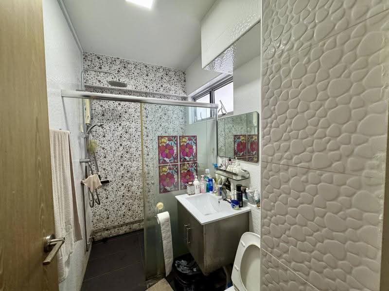 122 Bukit Batok Central, 122 Bukit Batok Central, Dairy Farm / Bukit Panjang / Choa Chu Kang, 4 Bedrooms, 1,593 sqft, HDB Flat For Sale, by Sean NG, 500280841 - Bathroom - PropertyGuru.com.sg