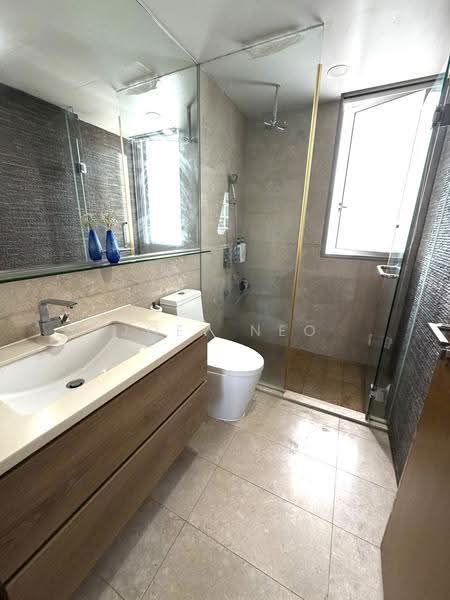 Seastrand, 5 Pasir Ris Link, Pasir Ris / Tampines, 3 Bedrooms, 1,109 sqft, Condominium For Sale, by Joey Neo, 500280845 - Bathroom - PropertyGuru.com.sg