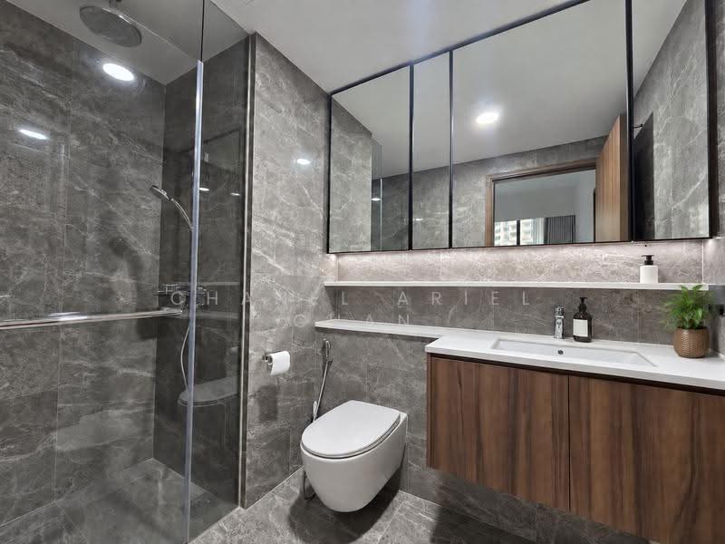 Lentor Modern, 7 Lentor Central, Mandai / Upper Thomson, 2 Bedrooms, 732 sqft, Condominium For Sale, by Chanel Ariel Chan, 500280848 - Bathroom - PropertyGuru.com.sg