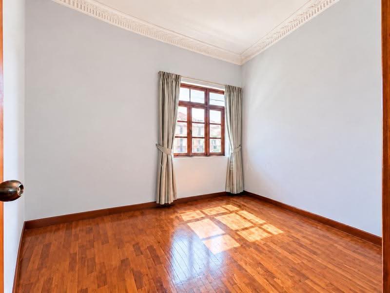 โ
๐๐ฎ๐ป๐ฑ๐ฒ๐ฑ ๐๐
๐ฐ๐ฒ๐น๐น๐ฒ๐ป๐ฐ๐ฒโ
Attractive Price! Kembangan Freehold Detached! MRT Station, Lorong Marzuki | Lorong Melayu | Lorong Mydin, Eunos / Geylang / Paya Lebar, 6 Bedrooms, 4,800 sqft, Detached House For Sale, by Andy Cheng, 500280854 - Interior - PropertyGuru.com.sg