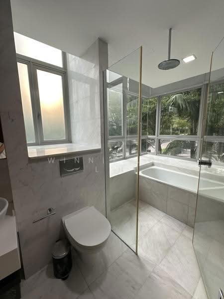 Nathan Residences, 23 Nathan Road, Tanglin / Holland / Bukit Timah, 2 Bedrooms, 775 sqft, Condominium For Sale, by Winnie Loh L H, 500280864 - Bathroom - PropertyGuru.com.sg