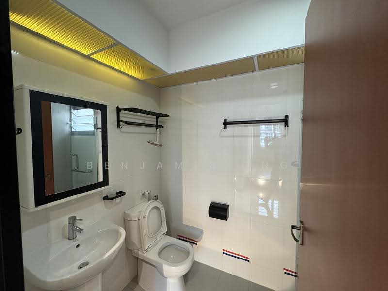 231A Sumang Lane, 231A Sumang Lane, Hougang / Punggol / Sengkang, 3 Bedrooms, 1,001 sqft, HDB Flat For Sale, by Benjamin Ong, 500280867 - Bathroom - PropertyGuru.com.sg