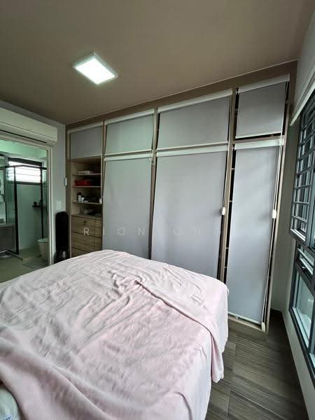 94 Dawson Road, 94 Dawson Road, Alexandra / Commonwealth, 2 Bedrooms, 678 sqft, HDB Flat For Sale, by Rion Ong, 500280870 - Master Bedroom - PropertyGuru.com.sg