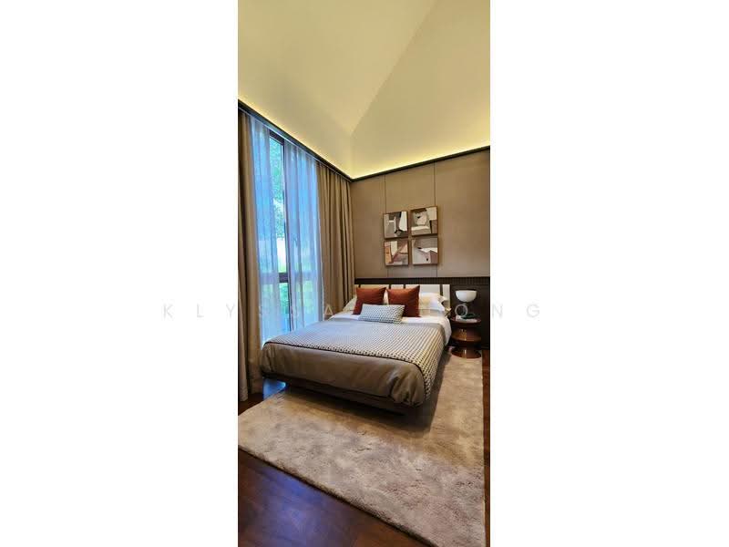 Parksuites, 28 Holland Grove Road, Tanglin / Holland / Bukit Timah, 4 Bedrooms, 3,068 sqft, Condominium For Sale, by Klyssa Chong, 500280874 - Bedroom - PropertyGuru.com.sg