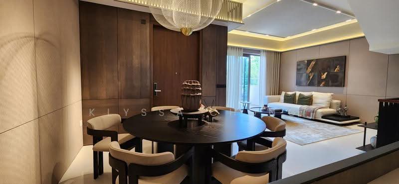 Parksuites, 28 Holland Grove Road, Tanglin / Holland / Bukit Timah, 4 Bedrooms, 3,068 sqft, Condominium For Sale, by Klyssa Chong, 500280874 - Living Room - PropertyGuru.com.sg