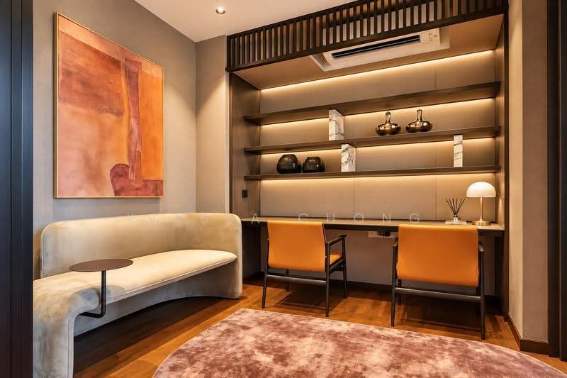 Parksuites, 28 Holland Grove Road, Tanglin / Holland / Bukit Timah, 4 Bedrooms, 3,068 sqft, Condominium For Sale, by Klyssa Chong, 500280874 - Study - PropertyGuru.com.sg
