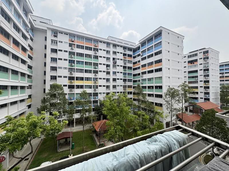 868 Yishun Street 81, 868 Yishun Street 81, Sembawang / Yishun, 3 Bedrooms, 904 sqft, HDB Flat For Sale, by Leon Chea, 500280875 - Exterior - PropertyGuru.com.sg