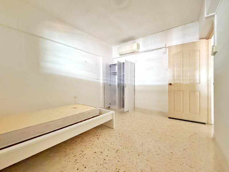637 Ang Mo Kio Avenue 6, 637 Ang Mo Kio Avenue 6, Ang Mo Kio / Bishan / Thomson, 3 Bedrooms, 990 sqft, HDB Flat For Sale, by Liew Derrick, 500280878 - PropertyGuru.com.sg