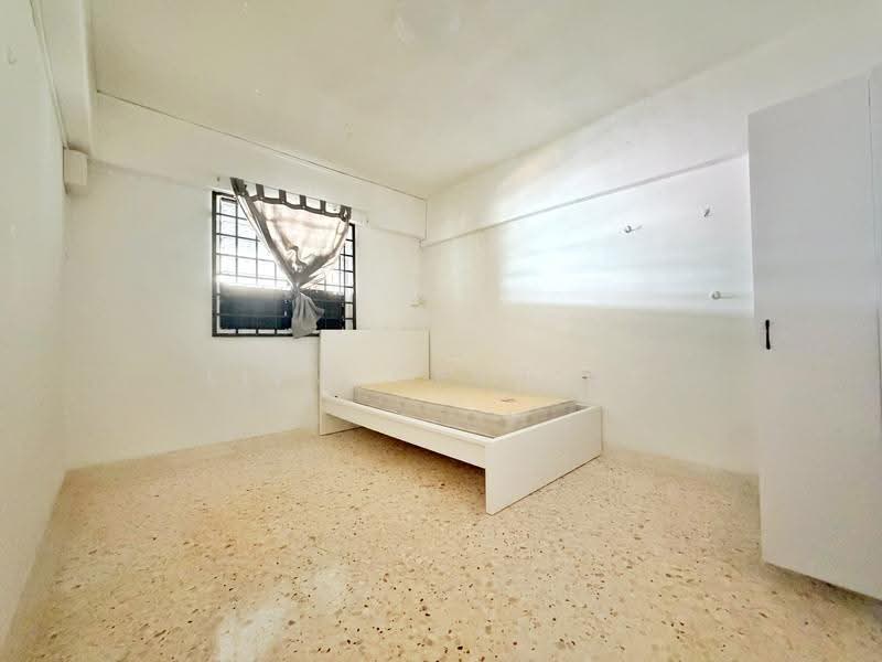 637 Ang Mo Kio Avenue 6, 637 Ang Mo Kio Avenue 6, Ang Mo Kio / Bishan / Thomson, 3 Bedrooms, 990 sqft, HDB Flat For Sale, by Liew Derrick, 500280878 - PropertyGuru.com.sg