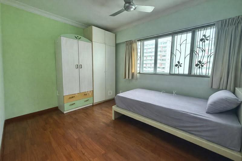 549 Jurong West Street 42, 549 Jurong West Street 42, Boon Lay / Jurong / Tuas, 4 Bedrooms, 1,690 sqft, HDB Flat For Sale, by Liew Derrick, 500280879 - Bedroom - PropertyGuru.com.sg