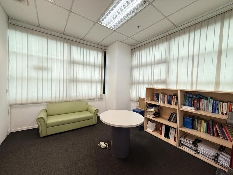 E-Centre @ Redhill, 3791 Jalan Bukit Merah, Alexandra / Commonwealth, 1,884 sqft, Light Industrial (B1) For Rent, by Lara Lam, 500280885 - Study - CommercialGuru.com.sg