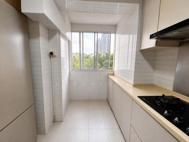 5 Farrer Road, 5 Farrer Road, Tanglin / Holland / Bukit Timah, 3 Bedrooms, 1,292 sqft, HDB Flat For Rent, by Bell Tan (Annabella), 500280897 - Kitchen - PropertyGuru.com.sg