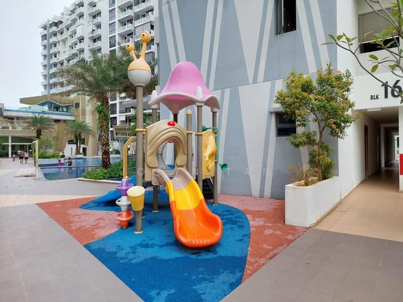 Urban Vista, 16 Tanah Merah Kechil Link, Bedok / Upper East Coast, Room Rental, 200 sqft, Condominium For Rent, by Jolyn Tan, 500280904 - Exterior - PropertyGuru.com.sg