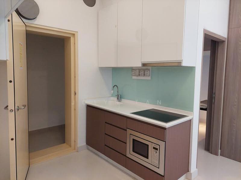 Urban Vista, 16 Tanah Merah Kechil Link, Bedok / Upper East Coast, Room Rental, 200 sqft, Condominium For Rent, by Jolyn Tan, 500280904 - Kitchen - PropertyGuru.com.sg