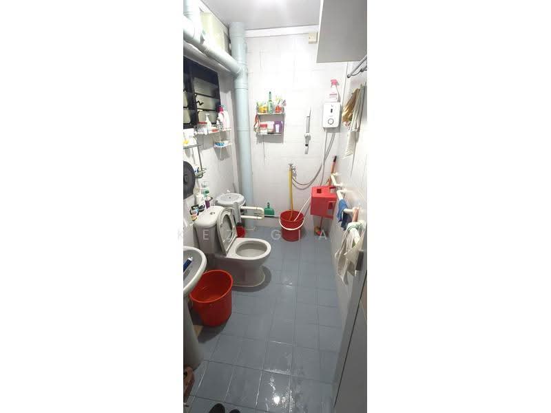 506 Woodlands Drive 14, 506 Woodlands Drive 14, Admiralty / Woodlands, Room Rental, 150 sqft, HDB Flat For Rent, by Kez Giam, 500280907 - Bathroom - PropertyGuru.com.sg