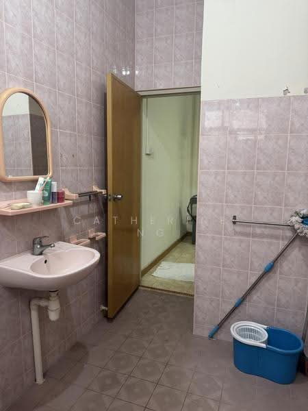 Toh Tuck Terrace, Singapore 596642, Clementi Park / Upper Bukit Timah, 5 Bedrooms, 1,964 sqft, Terraced House For Sale, by Catherine Ng, 500280917 - PropertyGuru.com.sg