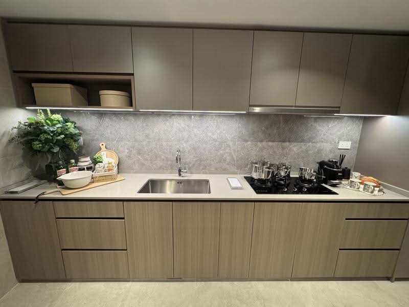 PARKTOWN Residence, Tampines Street 62, Pasir Ris / Tampines, 3 Bedrooms, 1,076 sqft, Condominium For Sale, by Mark Yeo (杨复中), 500280921 - Kitchen - PropertyGuru.com.sg