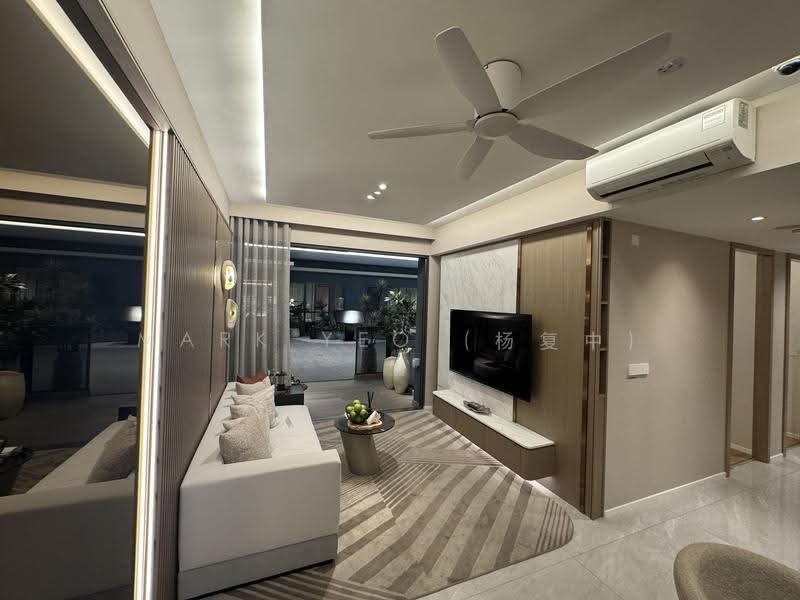 PARKTOWN Residence, Tampines Street 62, Pasir Ris / Tampines, 3 Bedrooms, 1,076 sqft, Condominium For Sale, by Mark Yeo (杨复中), 500280921 - Living Room - PropertyGuru.com.sg