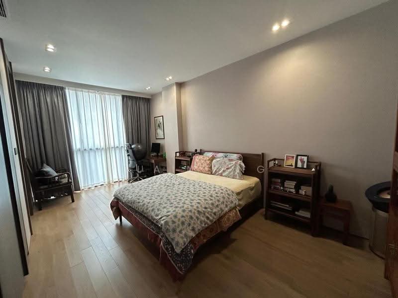 BRAND NEW SEMI-D | 1KM HENRY PARK | WIDE FRONTAGE, Greenleaf Rise Mount Sinai Grove Istimewa Maryland Holland Kebaya Jelita Tenang Moonbeam Ming Teck Sixth Haji Alias Namly Coronation Lim Tai See Allamanda Ampang Siantan Cypress Fir Maple Cherry Watten Trevose Tanglin Holland Bukit Timah Henry Park, Tanglin / Holland / Bukit Timah, 6 Bedrooms, 6,926 sqft, Semi-Detached House For Sale, by ELAINE NG, 500280925 - Bedroom - PropertyGuru.com.sg