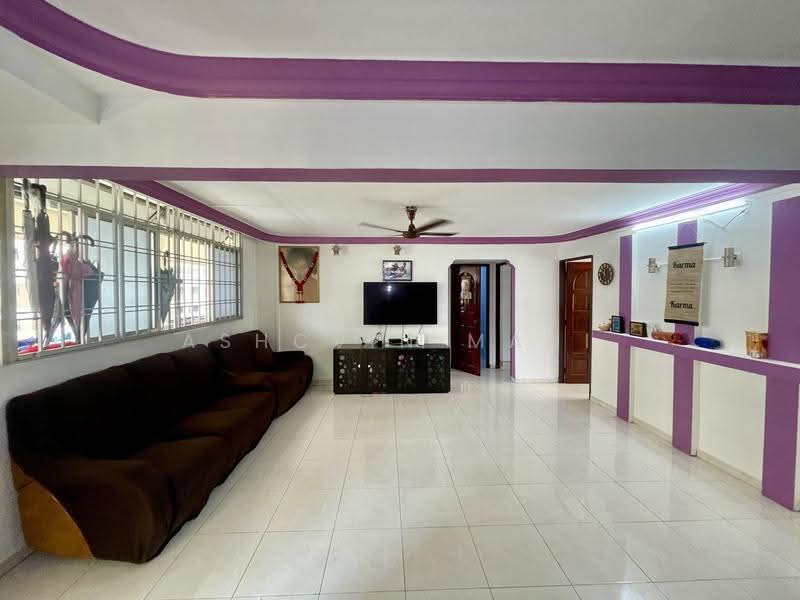 146 Bedok Reservoir Road, 146 Bedok Reservoir Road, Bedok / Upper East Coast, 3 Bedrooms, 1,120 sqft, HDB Flat For Sale, by Ashcvin Mani, 500280928 - Living Room - PropertyGuru.com.sg