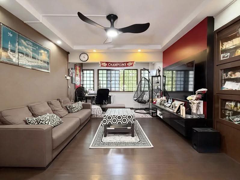 550 Choa Chu Kang Street 52, 550 Choa Chu Kang Street 52, Dairy Farm / Bukit Panjang / Choa Chu Kang, 3 Bedrooms, 1,302 sqft, HDB Flat For Sale, by Irfan Ramzi, 500280933 - Living Room - PropertyGuru.com.sg
