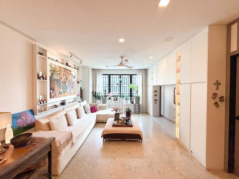 Pinevale, 2 Tampines Street 73, Pasir Ris / Tampines, 3 Bedrooms, 1,292 sqft, Condominium For Sale, by Novell Tan, 500280935 - Living Room - PropertyGuru.com.sg