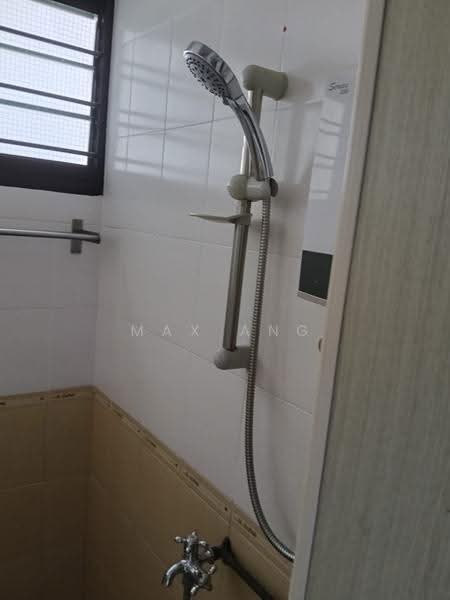 541 Ang Mo Kio Avenue 10, 541 Ang Mo Kio Avenue 10, Ang Mo Kio / Bishan / Thomson, Room Rental, 100 sqft, HDB Flat For Rent, by Max Ang, 500280942 - PropertyGuru.com.sg