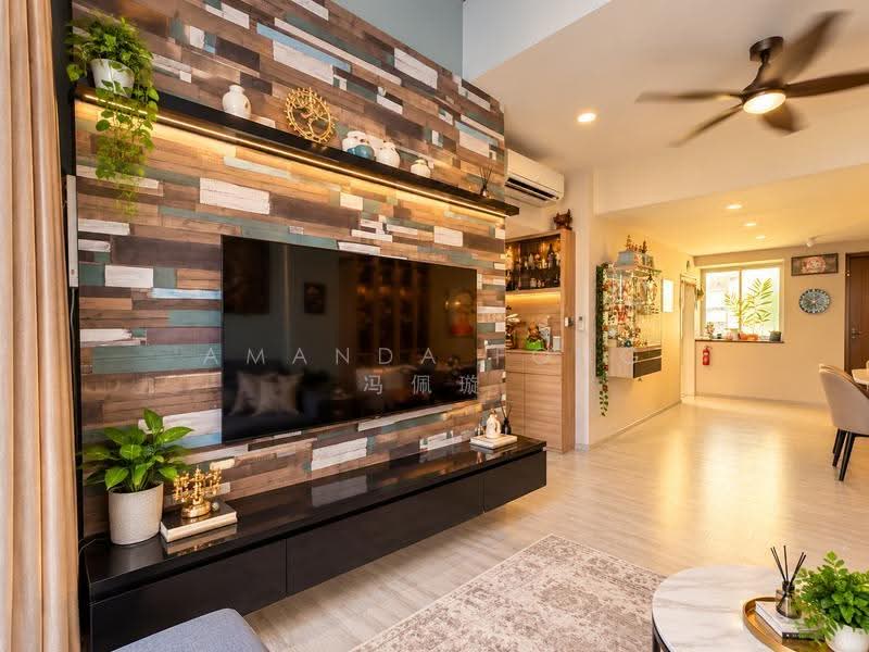 Rare 4-Bedroom Penthouse for Sale in D19, Hougang / Punggol / Sengkang, 4 Bedrooms, 1,950 sqft, Condominium For Sale, by Amanda Fong 冯佩璇, 500280946 - Living Room - PropertyGuru.com.sg