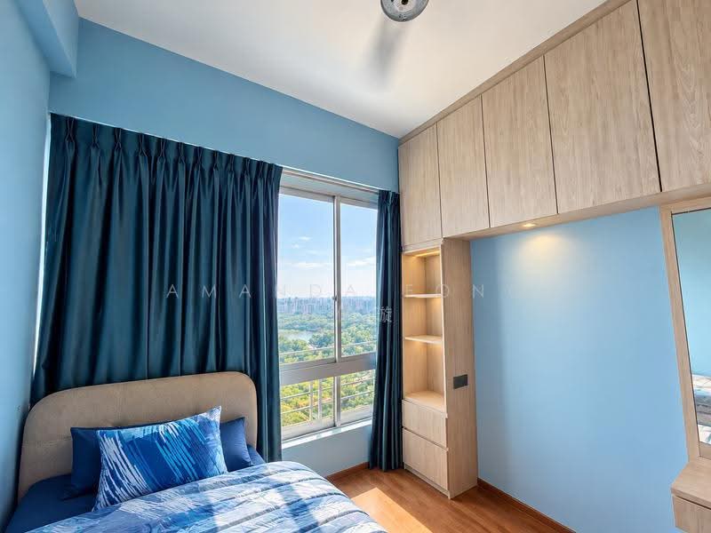 Rare 4-Bedroom Penthouse for Sale in D19, Hougang / Punggol / Sengkang, 4 Bedrooms, 1,950 sqft, Condominium For Sale, by Amanda Fong 冯佩璇, 500280946 - Bedroom - PropertyGuru.com.sg