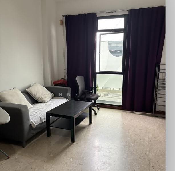 Harbourlights, 66 Telok Blangah Road, Harbourfront / Telok Blangah, 2 Bedrooms, 807 sqft, Apartment For Sale, by Anne Chng, 500280947 - Living Room - PropertyGuru.com.sg