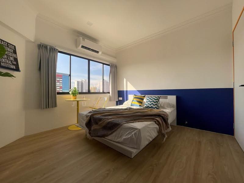 Textile Centre, 200 Jalan Sultan, Beach Road / Bugis / Rochor, 2 Bedrooms, 883 sqft, Apartment For Sale, by Justus Aw, 500280952 - Master Bedroom - PropertyGuru.com.sg