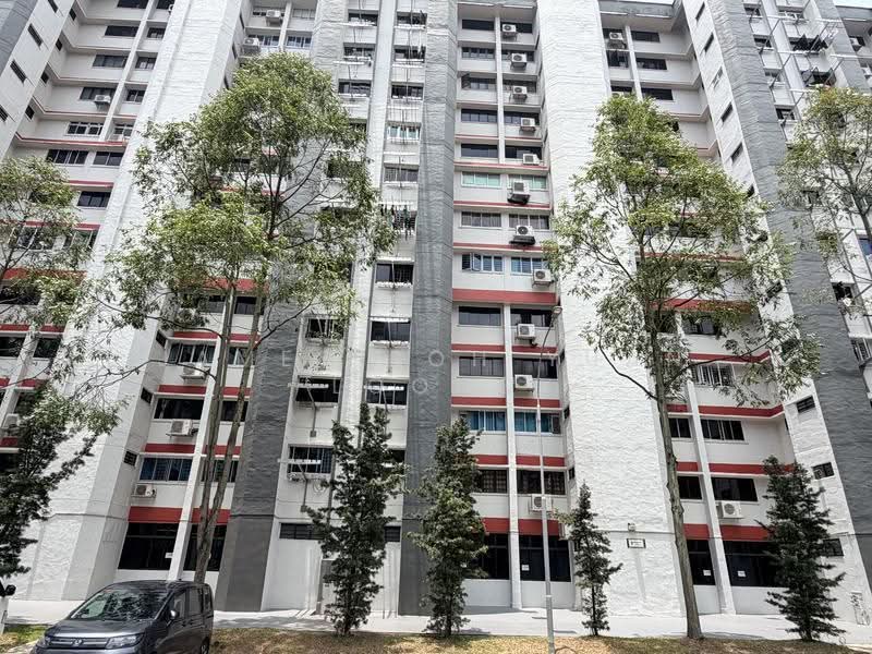 316 Jurong East Street 32, 316 Jurong East Street 32, Boon Lay / Jurong / Tuas, Room Rental, 100 sqft, HDB Flat For Rent, by James Poh Yuan Loong, 500280955 - Exterior - PropertyGuru.com.sg