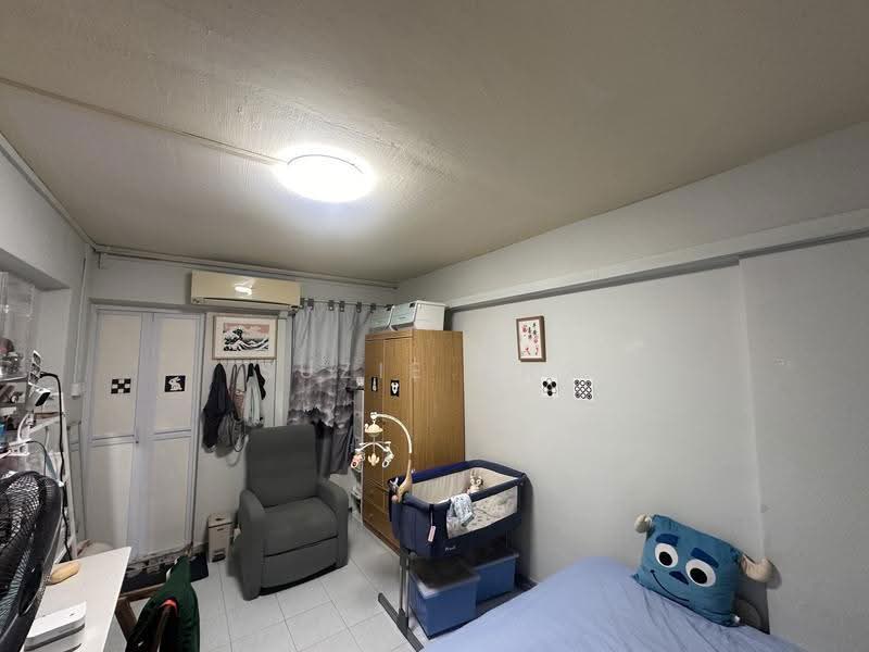 835 Tampines Street 83, 835 Tampines Street 83, Pasir Ris / Tampines, 2 Bedrooms, 689 sqft, HDB Flat For Sale, by Suzie Ang, 500280956 - Bedroom - PropertyGuru.com.sg