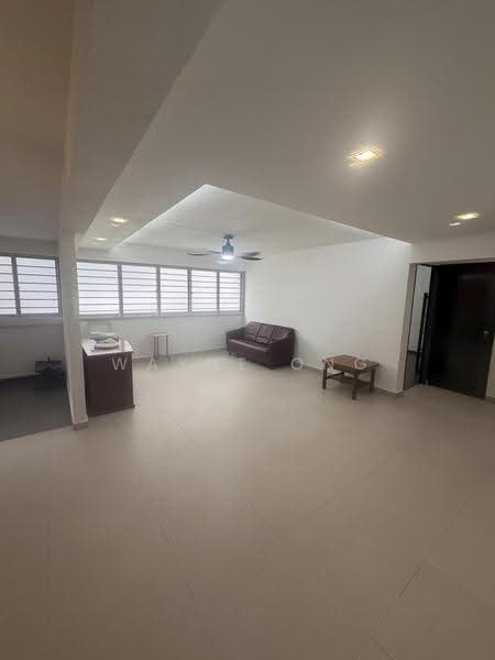 143 Serangoon North Avenue 1, 143 Serangoon North Avenue 1, Hougang / Punggol / Sengkang, 3 Bedrooms, 1,313 sqft, HDB Flat For Sale, by Wayne Ong, 500280965 - Living Room - PropertyGuru.com.sg