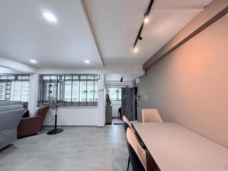 117 Marsiling Rise, 117 Marsiling Rise, Admiralty / Woodlands, 3 Bedrooms, 1,184 sqft, HDB Flat For Sale, by Greg Pan, 500280967 - Living Room - PropertyGuru.com.sg