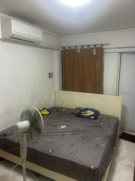 632 Hougang Avenue 8, 632 Hougang Avenue 8, Hougang / Punggol / Sengkang, 2 Bedrooms, 721 sqft, HDB Flat For Rent, by Rajesh Balasubramanian, 500280968 - Bedroom - PropertyGuru.com.sg