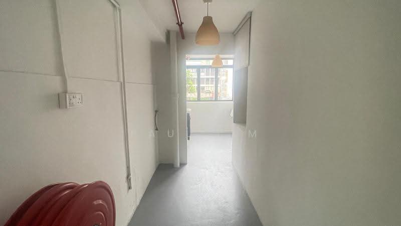 Toa Payoh HDB Shophouse, Balestier / Toa Payoh, 700 sqft, Shop / Shophouse For Rent, by Paul Lim, 500280971 - Corridor - CommercialGuru.com.sg