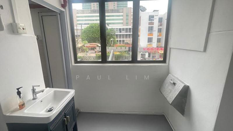 Toa Payoh HDB Shophouse, Balestier / Toa Payoh, 700 sqft, Shop / Shophouse For Rent, by Paul Lim, 500280971 - Bathroom - CommercialGuru.com.sg