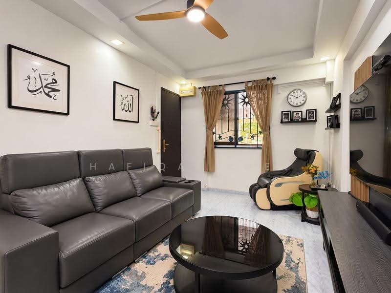 251 Bukit Batok East Avenue 5, 251 Bukit Batok East Avenue 5, Dairy Farm / Bukit Panjang / Choa Chu Kang, 2 Bedrooms, 785 sqft, HDB Flat For Sale, by Hafiqal Amer, 500280981 - Living Room - PropertyGuru.com.sg