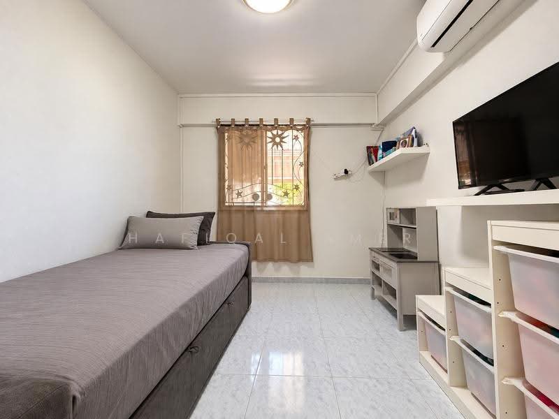 251 Bukit Batok East Avenue 5, 251 Bukit Batok East Avenue 5, Dairy Farm / Bukit Panjang / Choa Chu Kang, 2 Bedrooms, 785 sqft, HDB Flat For Sale, by Hafiqal Amer, 500280981 - Common Room - PropertyGuru.com.sg